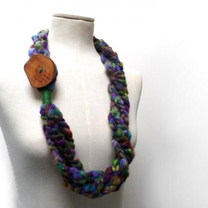 Loop Infinity Scarf Necklace, Croch..