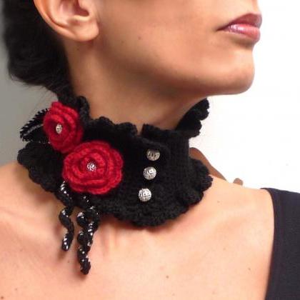 Crochet Black Neckwarmer with Red F..