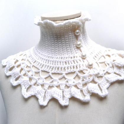 White Crochet Neckwarmer / Collar With Turtleneck,..