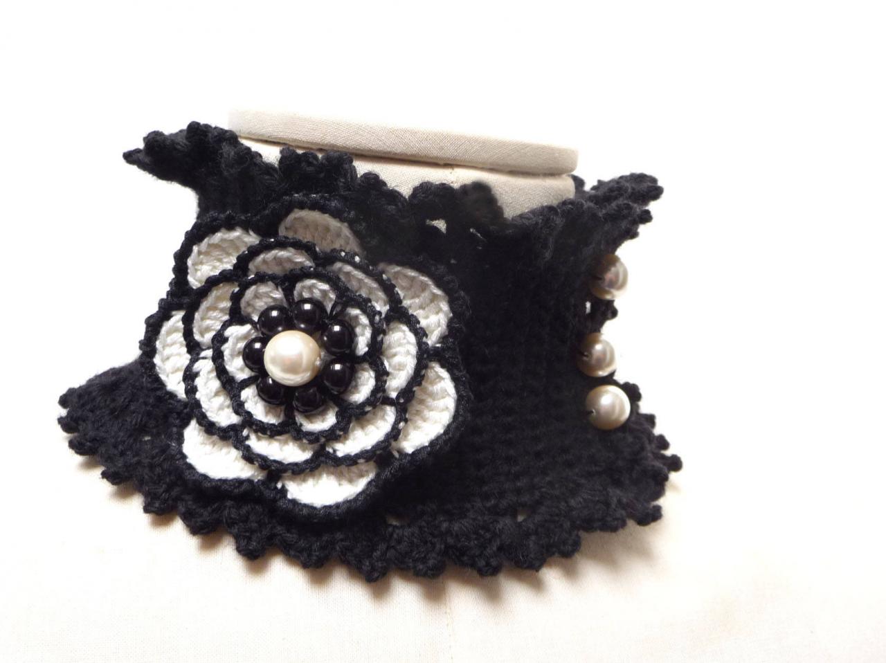 Crocheted Black And White Neckwarmer / Necklace With Big Flower And Glass Pearls - Lux Cowl Choker - Big Flower