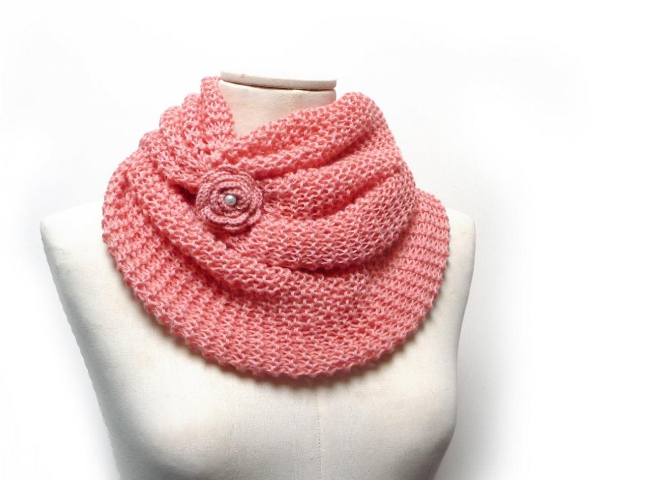 Peach Pink Infinity Scarf, Chunky Cowl, Knit Circle Scarf, Oversized Loop Scarf, Spring Tube Scarf With Flower Button, Mom Sister Aunt Gift