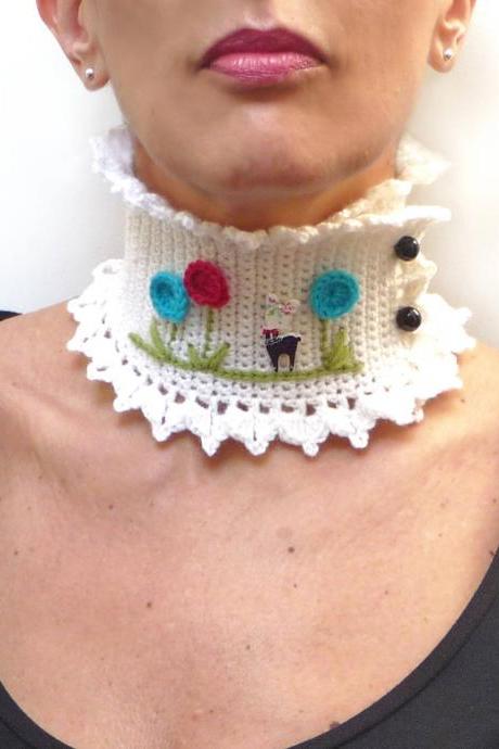 White Collar Scarf Neckwarmer with a Little Deer and Big Flowers, Crochet Wool Choker Necklace - Animal, Fawn, Bambi, Deer, Nature Lovers,